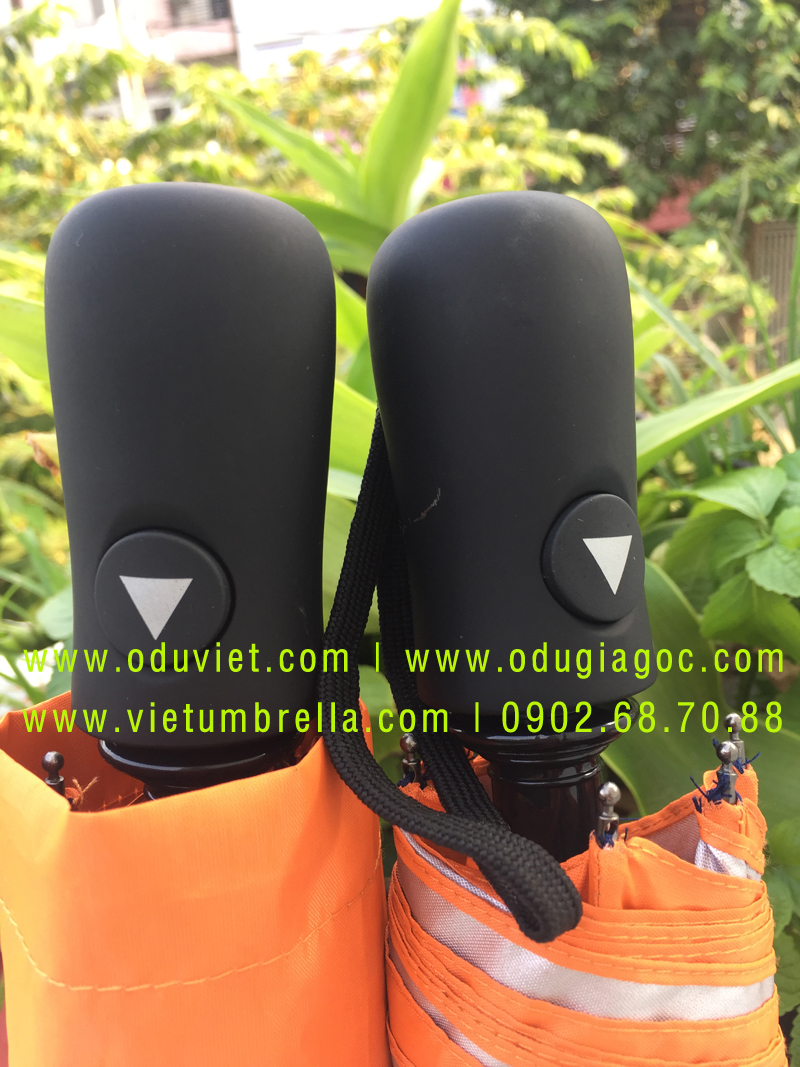 xưởng sản xuất ô dù cầm tay in logo quảng cáo